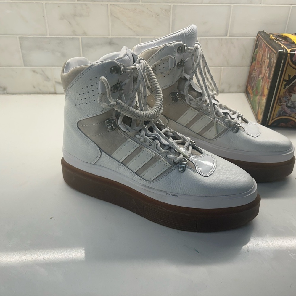 Adidas Womens Ivy Park Super Sleek GX2782 White Lace Up Ankle Combat Boo…